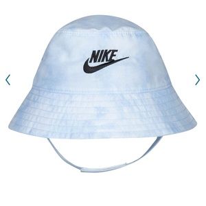 Nike Bucket Hat